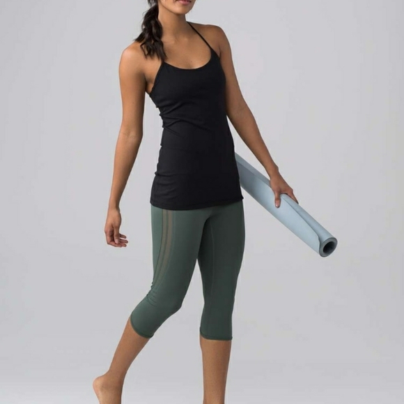 Lululemon Power Pose Tank - Picture 2 of 8